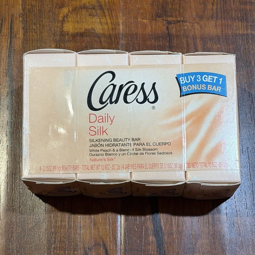 Vintage 4-Pack 2000’s Caress 3.15 Oz Daily Silk Body Bars White Peach Soap - NOS
